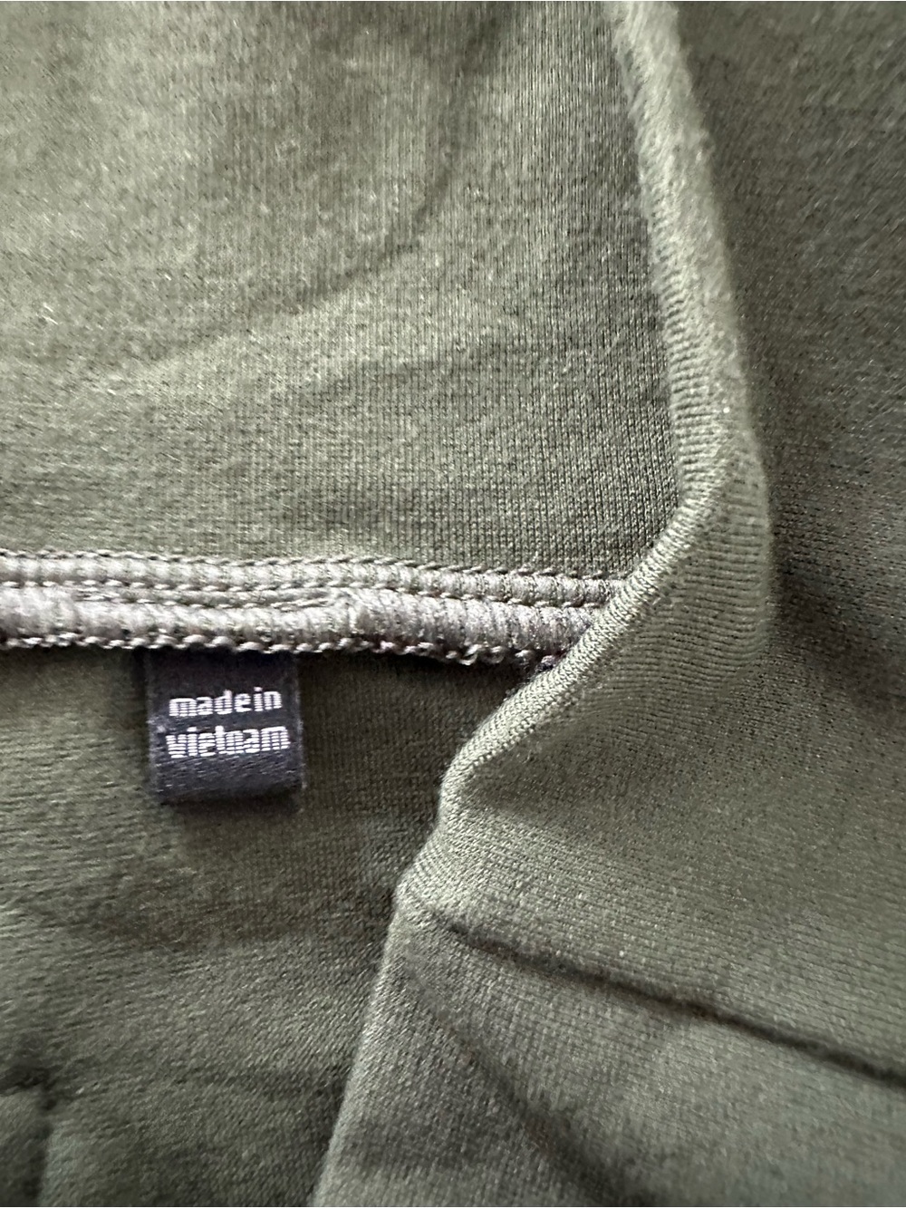 Cabi Chargo Olive Green Wide Leg Cargo Pants. - Picture 7 of 9